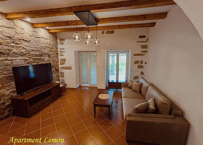Istrian Stone House With Big Garden
